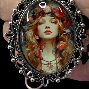 Silver-Tone Floral Portrait Pendant Necklace - Vintage-Inspired Women’s Jewelry